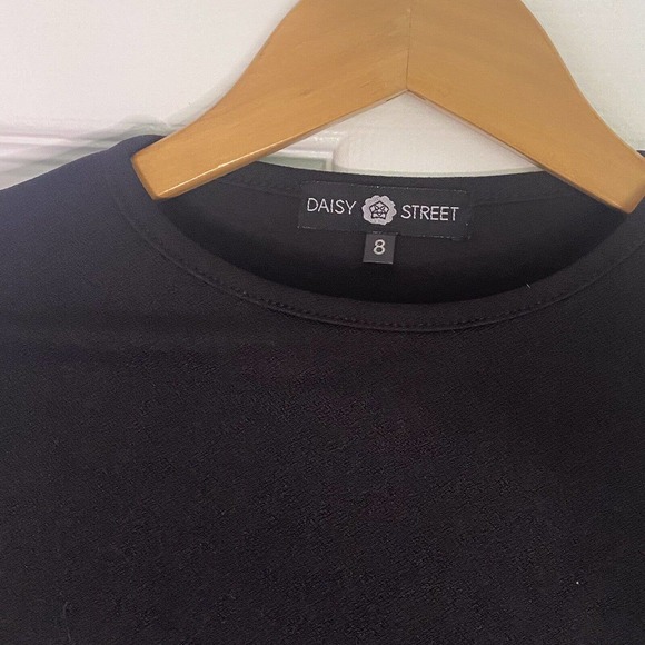 Black Polyester High/Low Crop Top. Size 4. - Picture 2 of 5